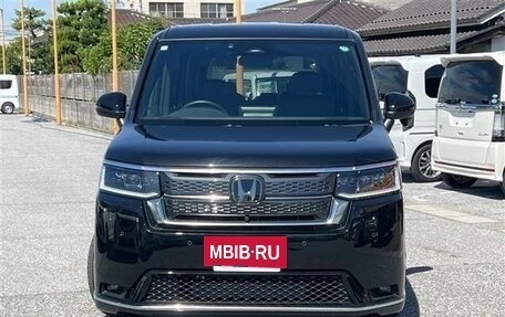 Honda Stepwgn, 2022 год, 1 850 000 рублей, 2 фотография