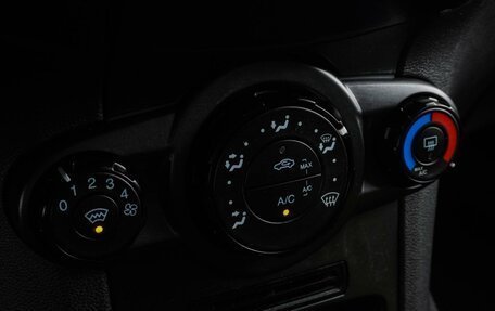 Ford Fiesta, 2015 год, 999 000 рублей, 18 фотография