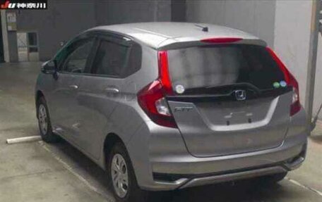 Honda Fit III, 2018 год, 1 290 000 рублей, 2 фотография