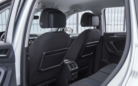 Volkswagen Tiguan II, 2019 год, 2 399 000 рублей, 11 фотография