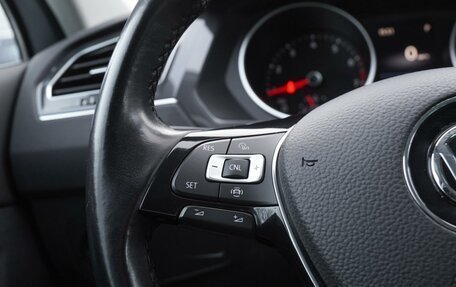 Volkswagen Tiguan II, 2019 год, 2 399 000 рублей, 16 фотография