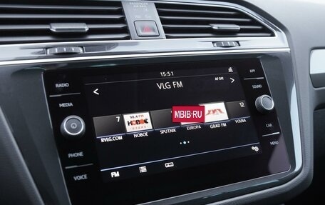 Volkswagen Tiguan II, 2019 год, 2 399 000 рублей, 13 фотография