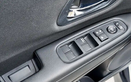 Honda Vezel, 2022 год, 1 140 100 рублей, 12 фотография