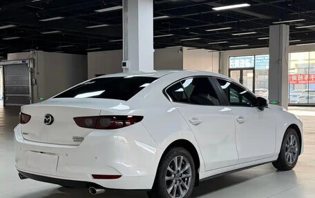 Mazda 3, 2022 год, 1 149 100 рублей, 4 фотография