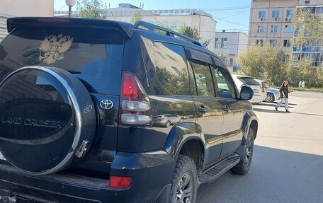 Toyota Land Cruiser Prado 120 рестайлинг, 2005 год, 2 300 000 рублей, 4 фотография
