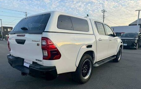 Toyota Hilux VIII, 2023 год, 4 350 000 рублей, 4 фотография