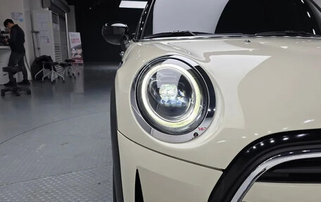 MINI Hatch, 2021 год, 1 929 000 рублей, 3 фотография