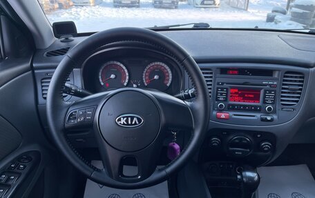 KIA Rio II, 2011 год, 697 000 рублей, 11 фотография