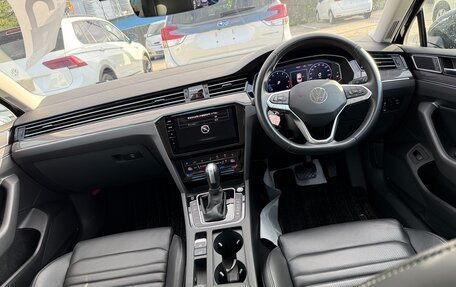 Volkswagen Passat B8 рестайлинг, 2022 год, 2 100 000 рублей, 10 фотография