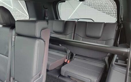 Toyota Land Cruiser Prado, 2024 год, 7 150 000 рублей, 13 фотография