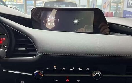 Mazda 3, 2022 год, 1 599 153 рублей, 10 фотография