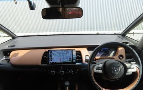 Honda Fit, 2022 год, 1 270 000 рублей, 10 фотография