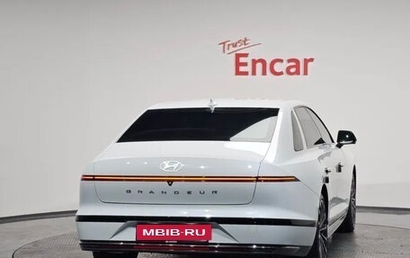 Hyundai Grandeur, 2023 год, 5 000 000 рублей, 4 фотография