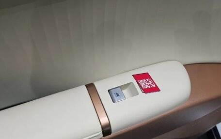 Hyundai Grandeur, 2023 год, 5 000 000 рублей, 19 фотография