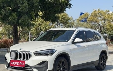 BMW X1, 2021 год, 2 100 000 рублей, 2 фотография