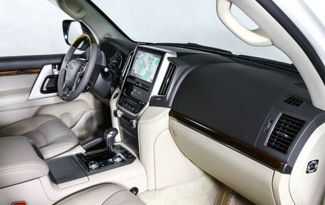 Toyota Land Cruiser 200, 2016 год, 5 474 000 рублей, 11 фотография