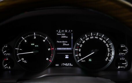 Toyota Land Cruiser 200, 2016 год, 5 474 000 рублей, 16 фотография