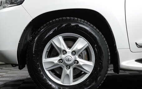 Toyota Land Cruiser 200, 2016 год, 5 474 000 рублей, 32 фотография