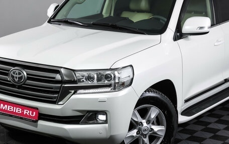 Toyota Land Cruiser 200, 2016 год, 5 474 000 рублей, 29 фотография