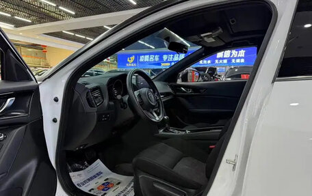 Mazda CX-4, 2022 год, 1 605 100 рублей, 9 фотография