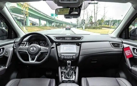 Nissan Qashqai, 2022 год, 1 750 100 рублей, 8 фотография