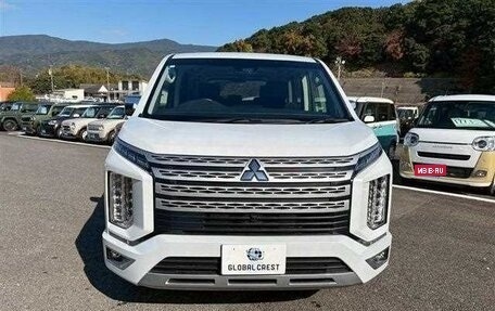 Mitsubishi Delica D:5 I, 2024 год, 2 850 000 рублей, 3 фотография