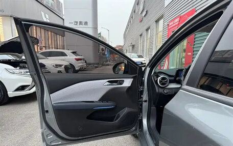 Chevrolet Cruze II, 2022 год, 1 000 100 рублей, 8 фотография