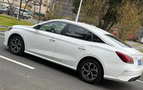 MG 5, 2022 год, 799 100 рублей, 4 фотография