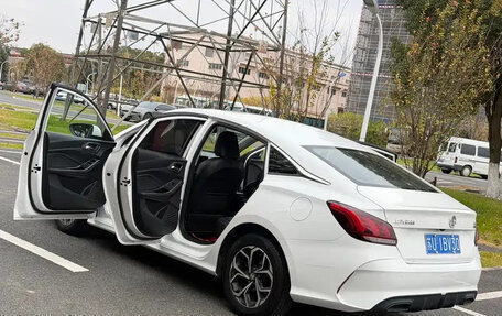 MG 5, 2022 год, 799 100 рублей, 10 фотография