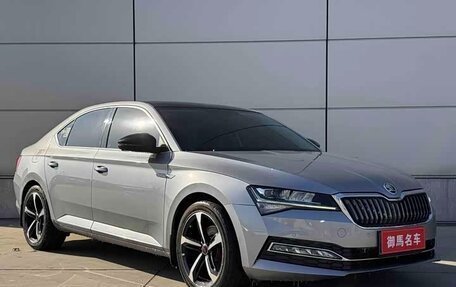 Skoda Superb III рестайлинг, 2021 год, 1 783 978 рублей, 6 фотография