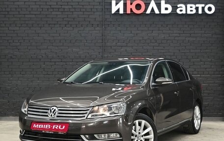 Volkswagen Passat B7, 2013 год, 1 200 000 рублей, 1 фотография