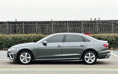 Audi A4, 2022 год, 2 920 000 рублей, 2 фотография