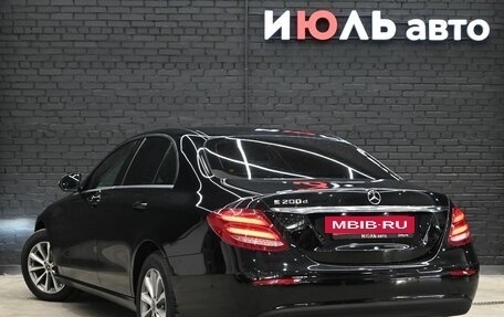 Mercedes-Benz E-Класс, 2019 год, 2 440 000 рублей, 4 фотография