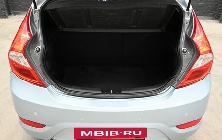 Hyundai Solaris II рестайлинг, 2011 год, 680 000 рублей, 6 фотография