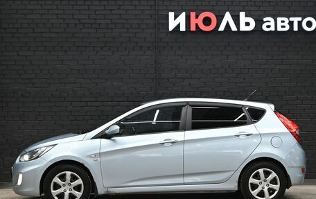 Hyundai Solaris II рестайлинг, 2011 год, 680 000 рублей, 8 фотография