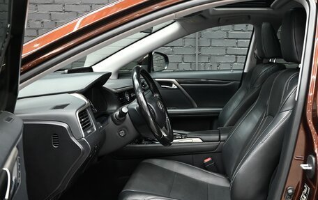 Lexus RX IV рестайлинг, 2016 год, 4 450 000 рублей, 10 фотография