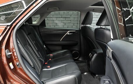 Lexus RX IV рестайлинг, 2016 год, 4 450 000 рублей, 22 фотография