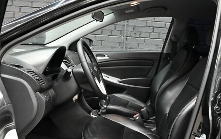 Hyundai Solaris II рестайлинг, 2011 год, 800 000 рублей, 9 фотография