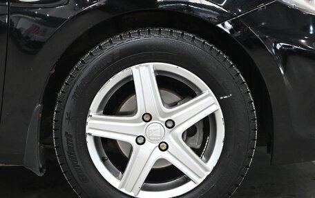 Hyundai Solaris II рестайлинг, 2011 год, 800 000 рублей, 14 фотография