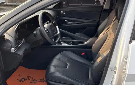 Hyundai Elantra, 2021 год, 1 200 010 рублей, 9 фотография