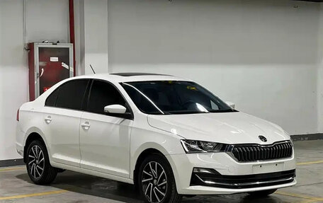 Skoda Rapid II, 2022 год, 1 100 100 рублей, 2 фотография