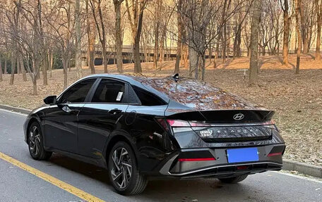 Hyundai Elantra, 2025 год, 1 700 010 рублей, 3 фотография