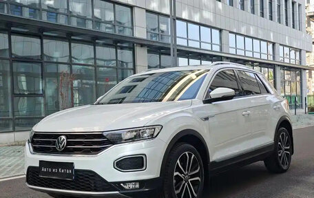 Volkswagen T-Roc I, 2022 год, 1 750 100 рублей, 1 фотография