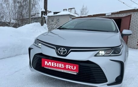 Toyota Corolla, 2019 год, 2 200 000 рублей, 2 фотография