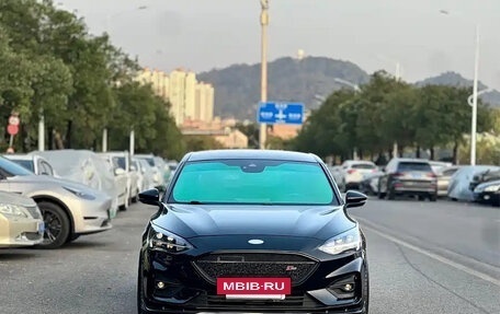 Ford Focus IV, 2021 год, 1 210 750 рублей, 2 фотография