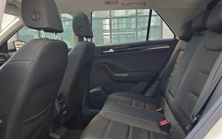 Volkswagen T-Roc I, 2022 год, 1 750 100 рублей, 8 фотография