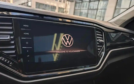 Volkswagen T-Roc I, 2022 год, 1 750 100 рублей, 13 фотография