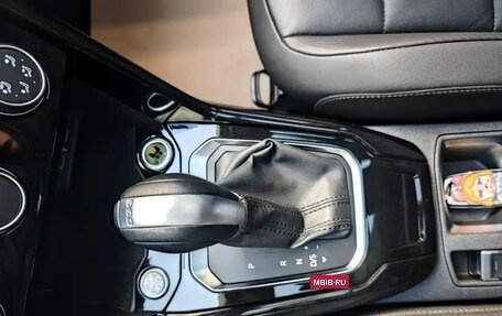 Volkswagen T-Roc I, 2022 год, 1 750 100 рублей, 19 фотография