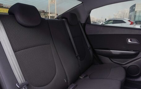 KIA Rio III рестайлинг, 2013 год, 980 000 рублей, 13 фотография