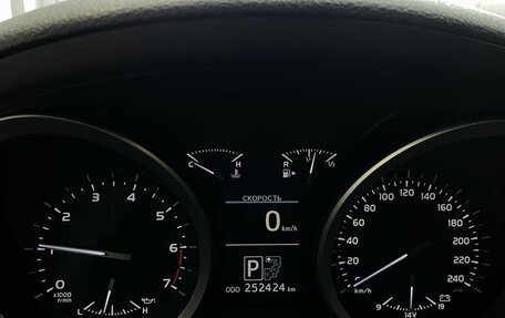 Toyota Land Cruiser 200, 2013 год, 4 400 000 рублей, 14 фотография